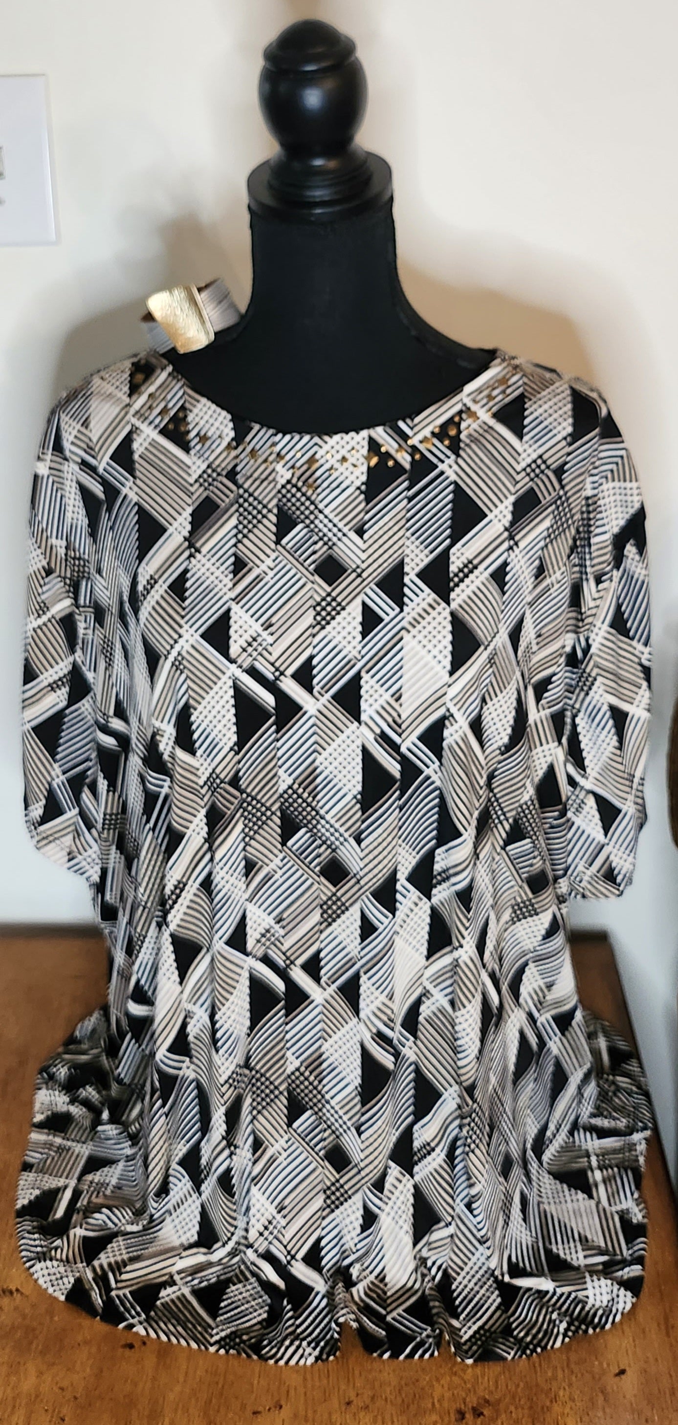 Ladies Knit Plus Top