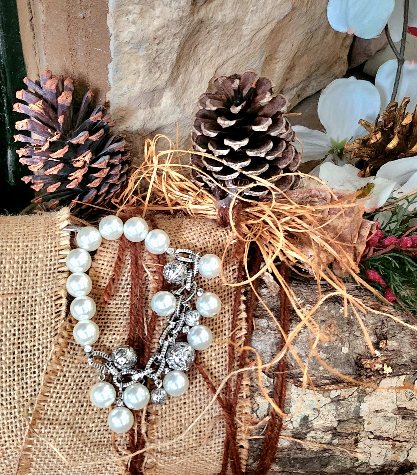 Pearl Silver Tone Stretch Bracelet