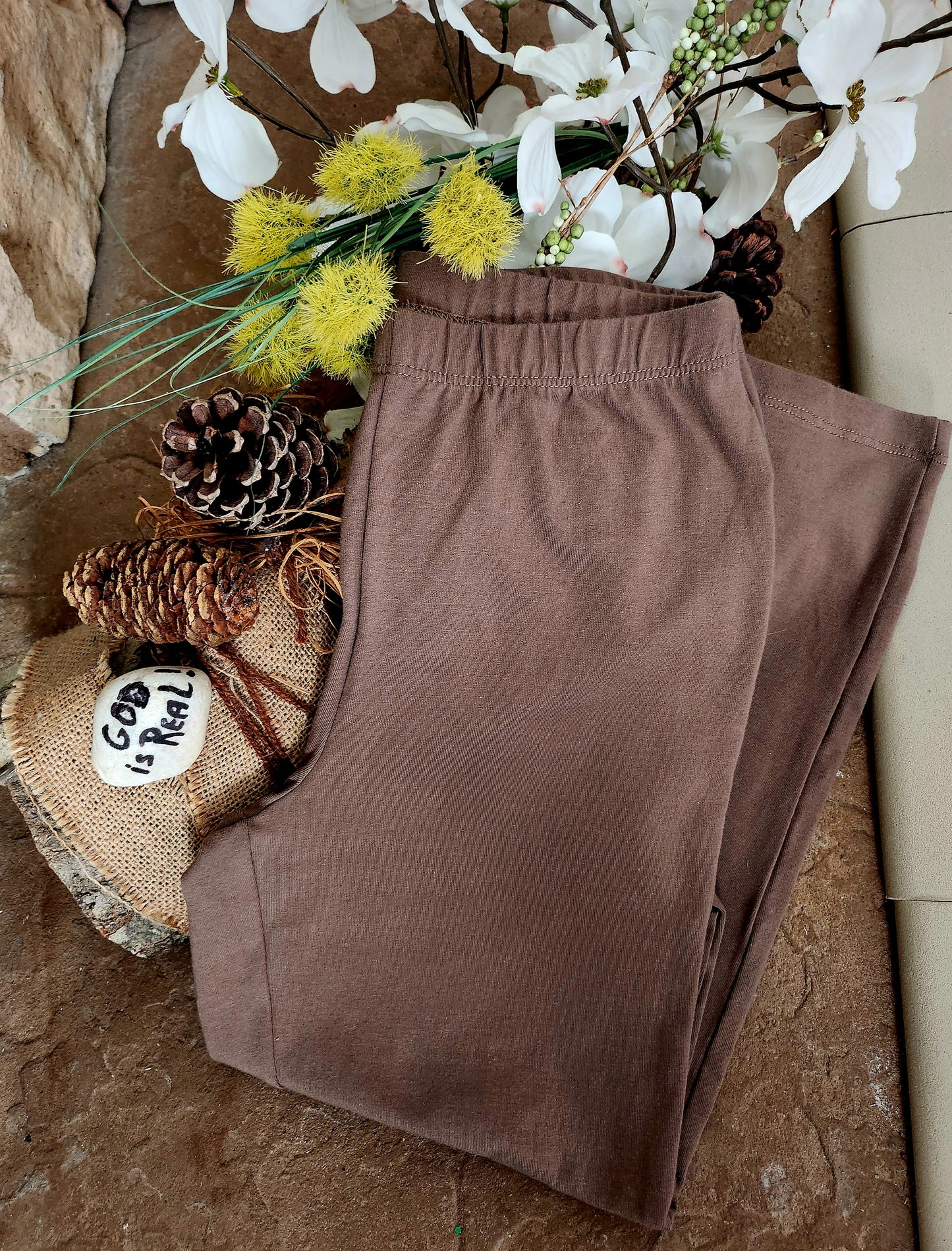 Zenana Mocha Capri Leggings
