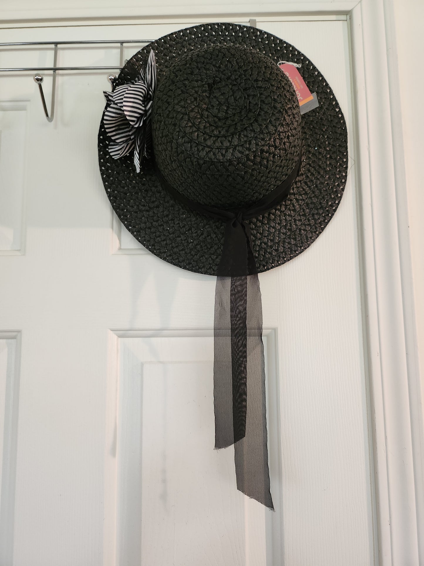 Ladies Black & White Striped Floral Hat