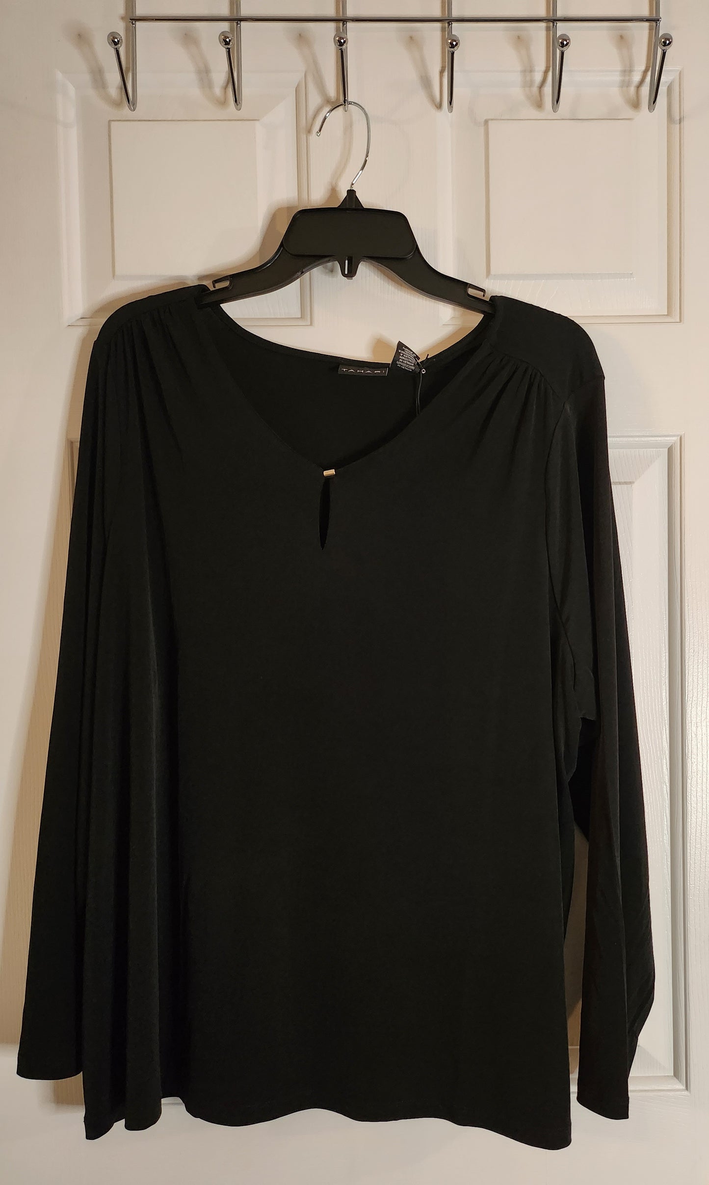 Ladies Tahari Top