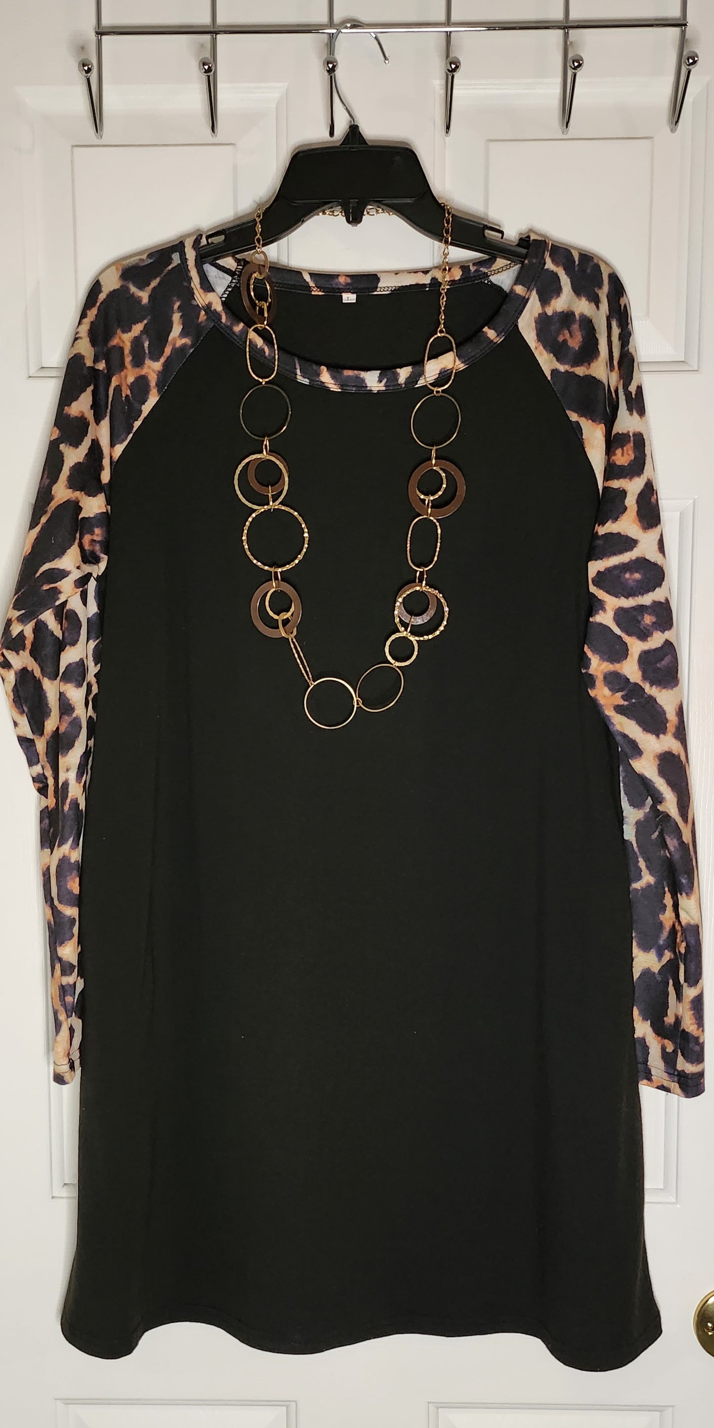 Ladies Black Cheetah Print Sleeve Dress